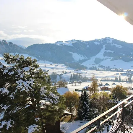 Rosat 13 * Château-d'Oex